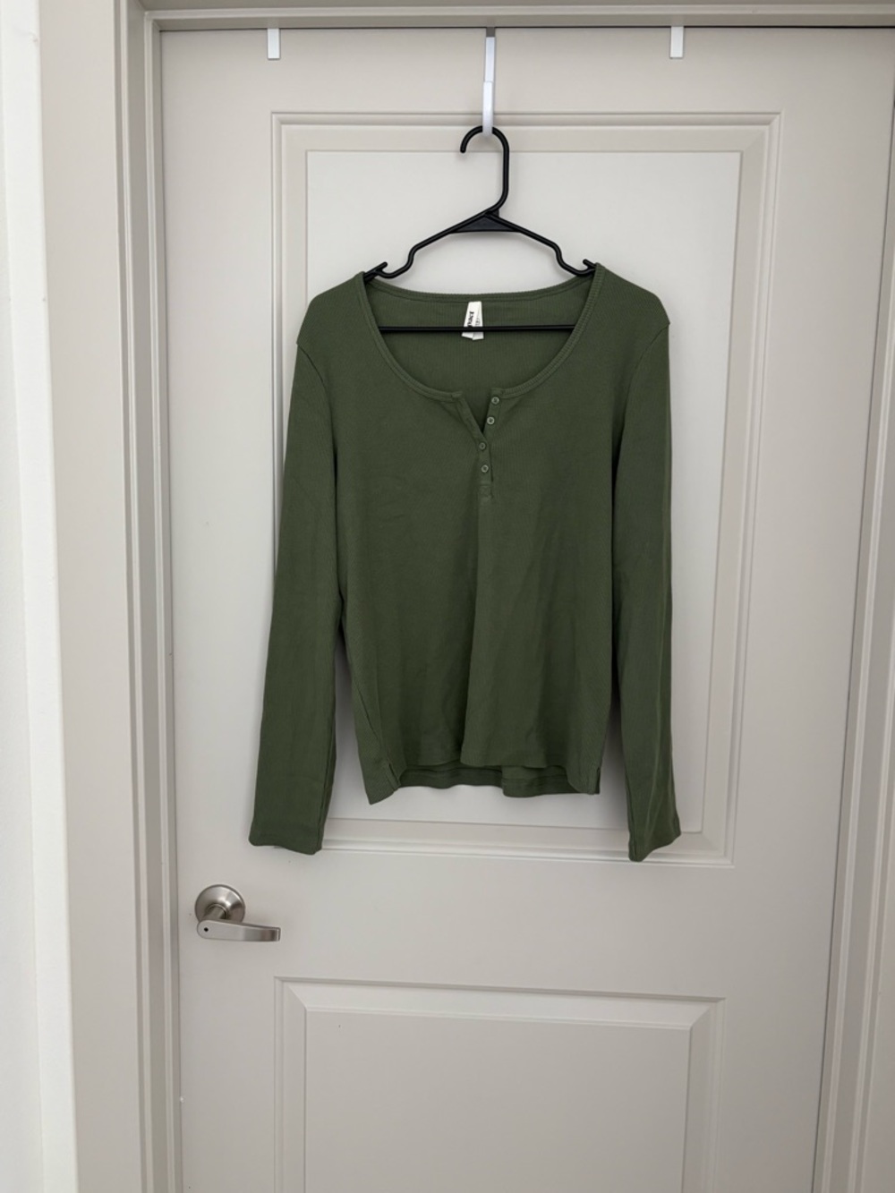 Pact Olive Green Long-Sleeve Henley Top NWOT Size XXL Organic Cotton - Picture 3 of 5